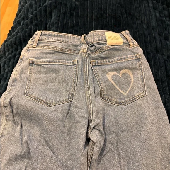 Heart Patterned Jeans - Picture 2 of 3